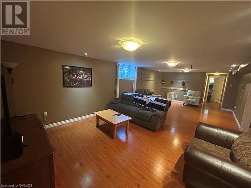 37 Dirstien Street S, Elmwood, ON - Indoor Photo Showing Other Room