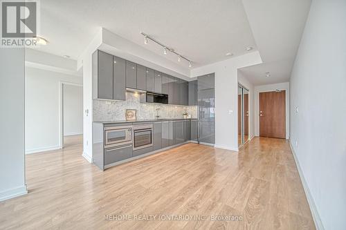 3502 - 115 Mcmahon Drive, Toronto (Bayview Village), ON - Indoor Photo Showing Kitchen With Upgraded Kitchen