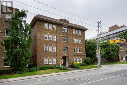 118 Vaughan Road, Toronto (Humewood-Cedarvale), ON - Outdoor With Facade