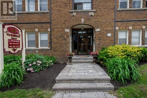 118 Vaughan Road, Toronto (Humewood-Cedarvale), ON - Outdoor With Facade