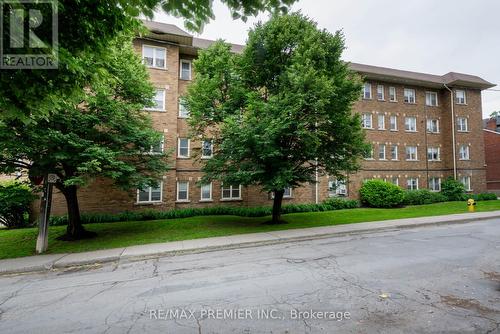 118 Vaughan Road, Toronto (Humewood-Cedarvale), ON - Outdoor With Facade