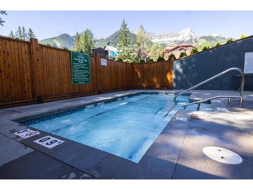 213 - 5369 Fernie Ski Hill Road, Fernie, BC - Outdoor With In Ground Pool