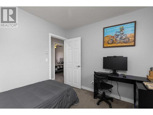 3702 22 Street, Vernon, BC - Indoor