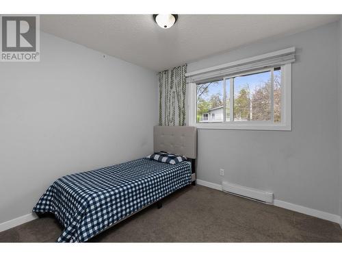 3702 22 Street, Vernon, BC - Indoor Photo Showing Bedroom