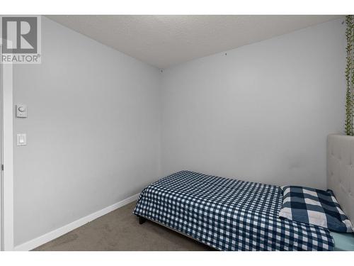 3702 22 Street, Vernon, BC - Indoor Photo Showing Bedroom