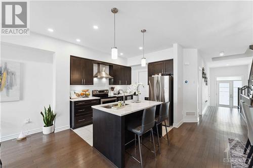 13 Brixton Way, Ottawa, ON - Indoor Photo Showing Kitchen With Upgraded Kitchen