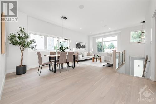 8 Melville Drive, Ottawa, ON - Indoor Photo Showing Dining Room