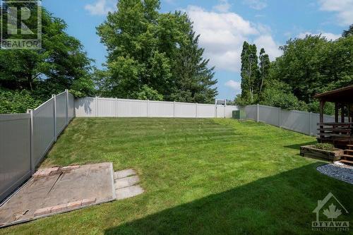 29 Woodhill Crescent, Ottawa, ON - Outdoor With Backyard