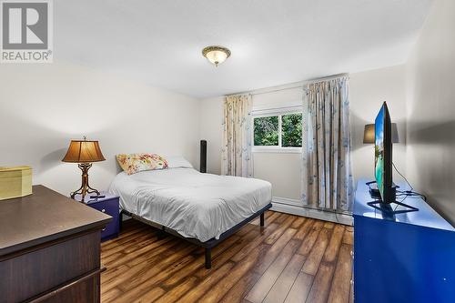 624 16Th  S Avenue, Creston, BC - Indoor Photo Showing Bedroom