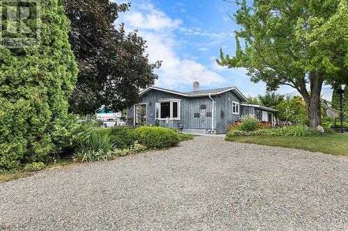 624 16Th  S Avenue, Creston, BC - Outdoor