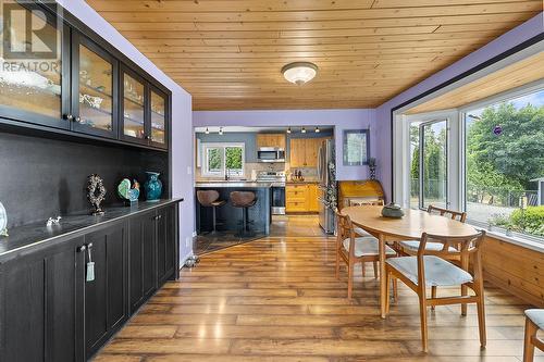 624 16Th  S Avenue, Creston, BC - Indoor Photo Showing Dining Room