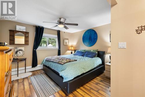 624 16Th  S Avenue, Creston, BC - Indoor Photo Showing Bedroom