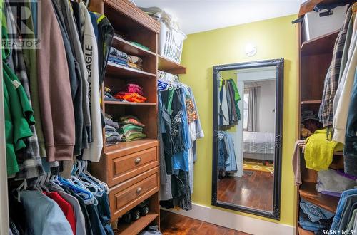 2329 Montreal Street, Regina, SK - Indoor With Storage