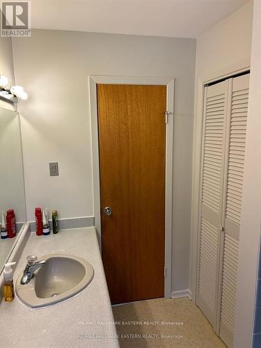 306 Gifford Drive, Peterborough (Ashburnham), ON - Indoor Photo Showing Bathroom