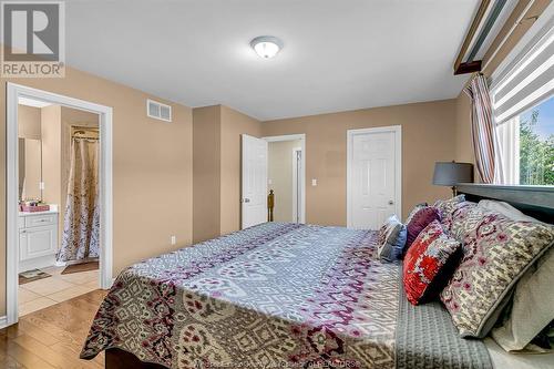 4575 Unicorn Avenue, Windsor, ON - Indoor Photo Showing Bedroom