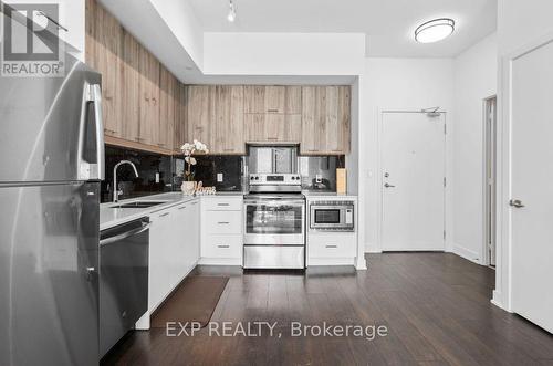 806 - 180 Veterans Drive, Brampton, ON - Indoor Photo Showing Kitchen