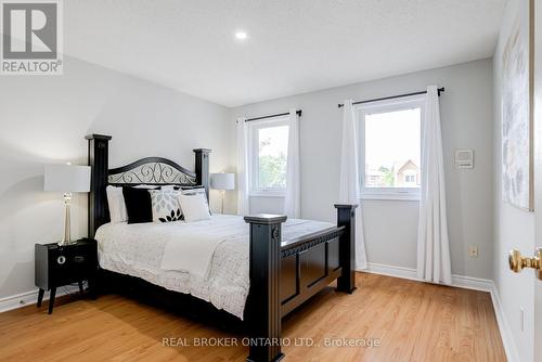 87 Taylorwood Avenue, Caledon (Bolton North), ON - Indoor Photo Showing Bedroom