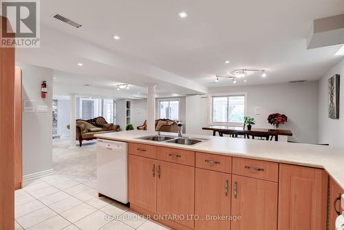 87 Taylorwood Avenue, Caledon (Bolton North), ON - Indoor Photo Showing Kitchen With Double Sink