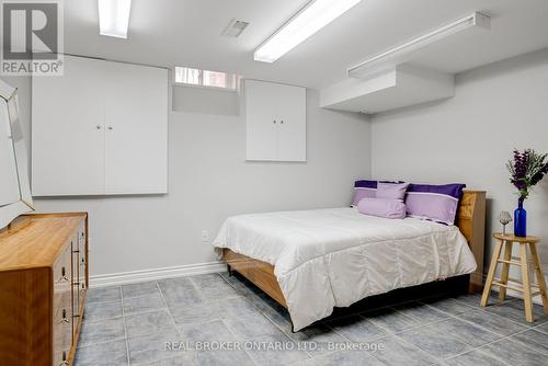 87 Taylorwood Avenue, Caledon (Bolton North), ON - Indoor Photo Showing Bedroom