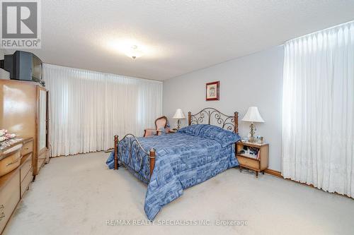 8 Ryckman Lane, Brampton (Toronto Gore Rural Estate), ON - Indoor Photo Showing Bedroom