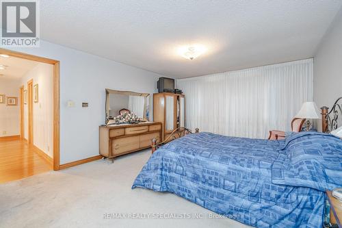 8 Ryckman Lane, Brampton (Toronto Gore Rural Estate), ON - Indoor Photo Showing Bedroom