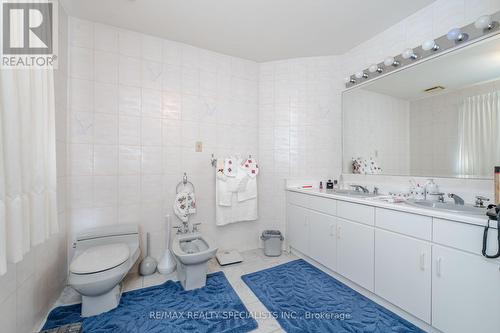 8 Ryckman Lane, Brampton (Toronto Gore Rural Estate), ON - Indoor Photo Showing Bathroom