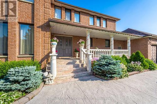 8 Ryckman Lane, Brampton (Toronto Gore Rural Estate), ON - Outdoor With Deck Patio Veranda