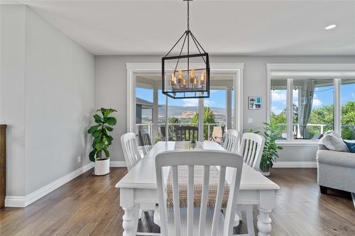 928 34 Avenue, Vernon, BC - Indoor Photo Showing Dining Room