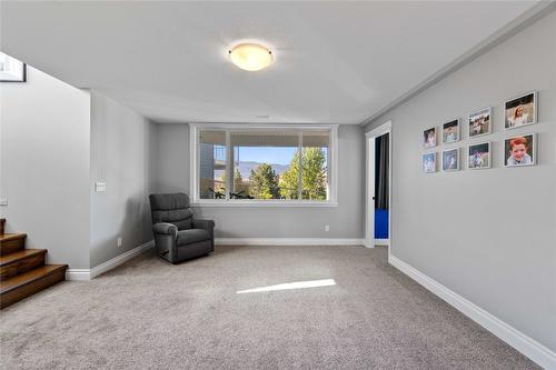 928 34 Avenue, Vernon, BC - Indoor