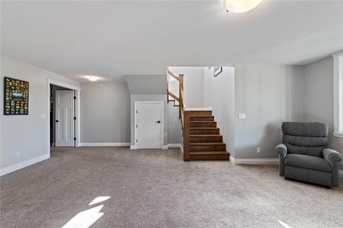 928 34 Avenue, Vernon, BC - Indoor