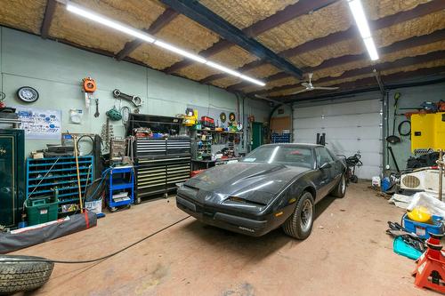 46-2481 Squilax-Anglemont Road, Lee Creek, BC - Indoor Photo Showing Garage