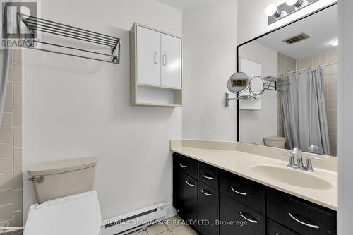 407 - 460 Wellington Street, London, ON - Indoor Photo Showing Bathroom