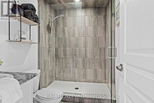 12 - 5060 Serena Drive, Lincoln, ON - Indoor Photo Showing Bathroom