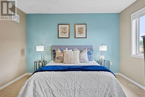 12 - 5060 Serena Drive, Lincoln, ON - Indoor Photo Showing Bedroom