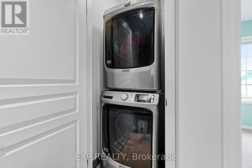 12 - 5060 Serena Drive, Lincoln, ON - Indoor Photo Showing Laundry Room