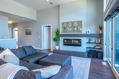 104 View Way, Penticton, BC - Indoor Photo Showing Living Room With Fireplace