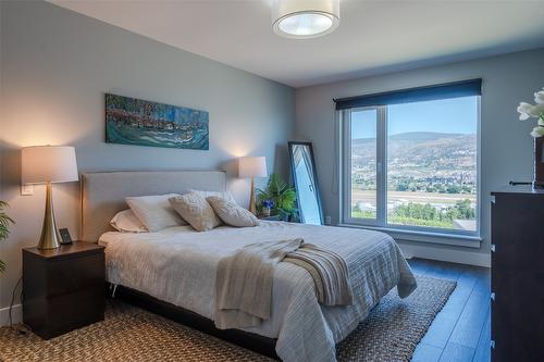 104 View Way, Penticton, BC - Indoor Photo Showing Bedroom