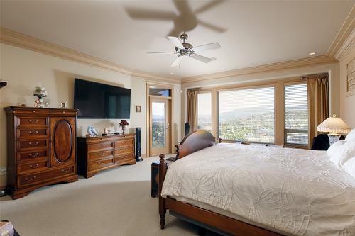 648 Denali Drive, Kelowna, BC - Indoor Photo Showing Bedroom