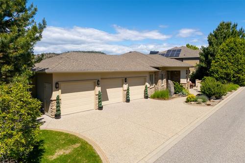 648 Denali Drive, Kelowna, BC - Outdoor