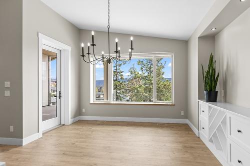 196 Summer Wood Drive, Kelowna, BC - Indoor Photo Showing Other Room