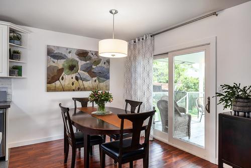 2640 Thacker Drive, West Kelowna, BC - Indoor Photo Showing Dining Room