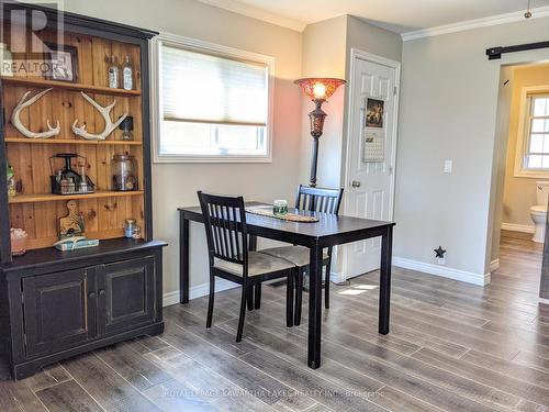 21 Pleasure Street, Kawartha Lakes (Cameron), ON - Indoor Photo Showing Dining Room