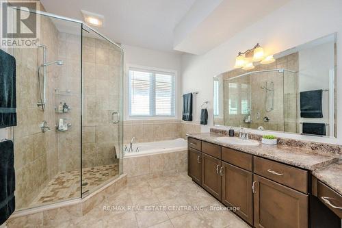 122 Kortright Road E, Guelph (Village), ON - Indoor Photo Showing Bathroom