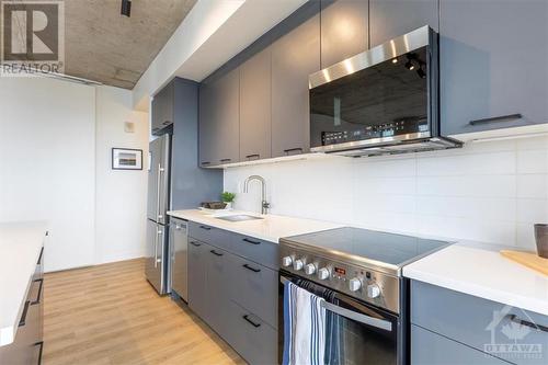 324 Laurier Avenue Unit#2109, Ottawa, ON - Indoor Photo Showing Kitchen With Stainless Steel Kitchen