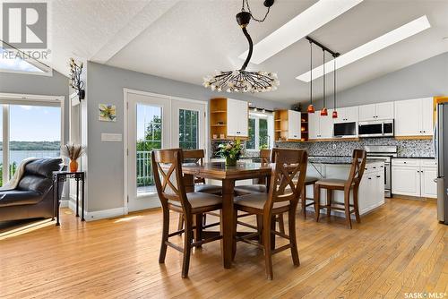 1516 Grand Avenue, Buena Vista, SK - Indoor Photo Showing Dining Room