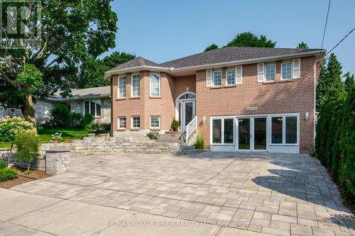 1600 Forster Avenue, Peterborough, ON - Outdoor