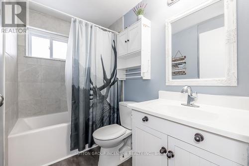 12 Chaucer Crescent, Barrie (Letitia Heights), ON - Indoor Photo Showing Bathroom