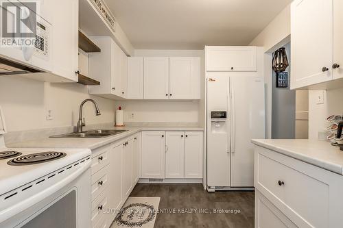 12 Chaucer Crescent, Barrie (Letitia Heights), ON - Indoor Photo Showing Kitchen With Double Sink