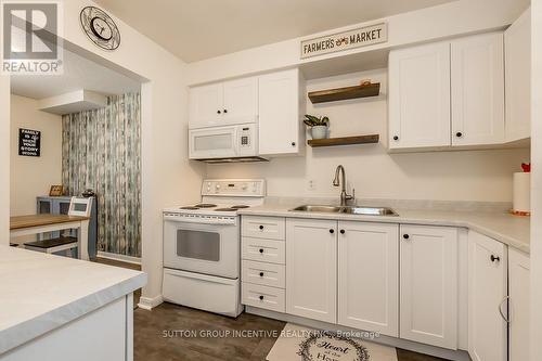 12 Chaucer Crescent, Barrie (Letitia Heights), ON - Indoor Photo Showing Kitchen With Double Sink