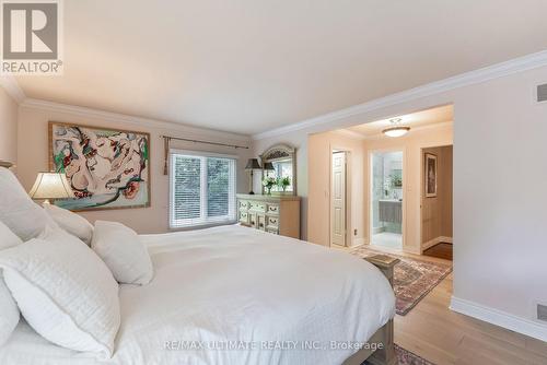 1840 Pine Siskin Court, Mississauga, ON - Indoor Photo Showing Bedroom